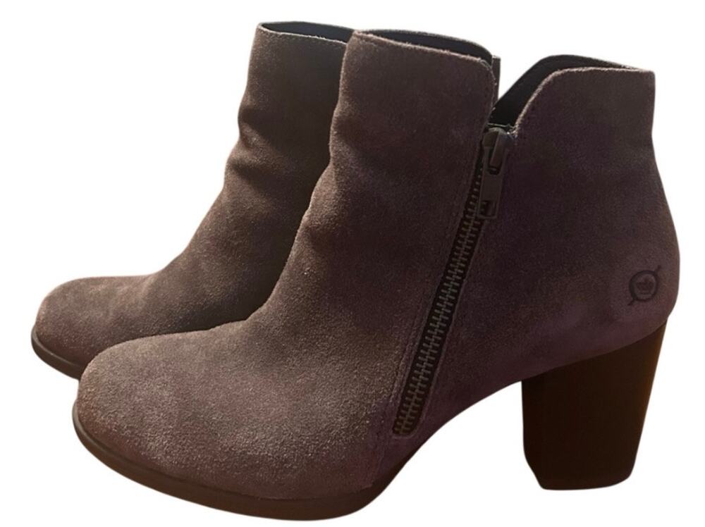 Born Ankle Boots Booties Gray Stacked Heels Side Zip Sz 7M Boho Chic Fall